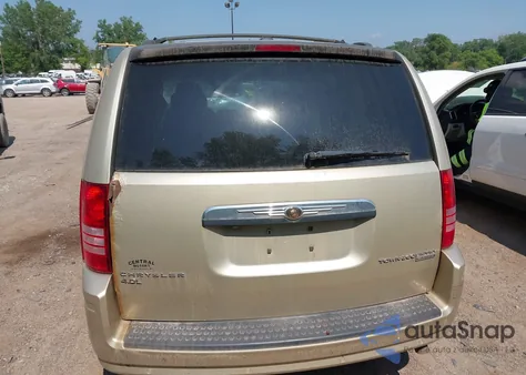 2010 Chrysler Town & Country Touring из США, поврежденный, VIN 2A4RR5DX4AR472544